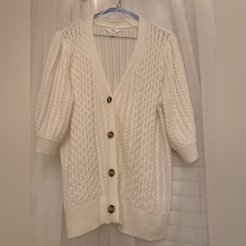 Time and Tru Cream Cable Knit Cardigan